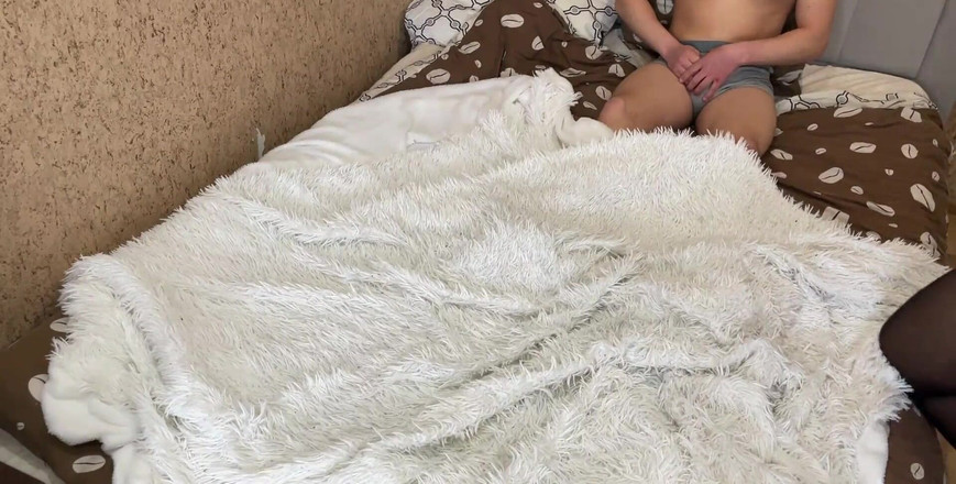 Lux Eva: Сперма на колготках арабской милфы