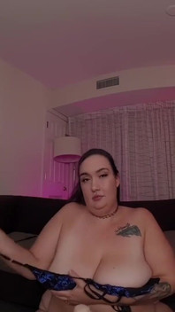 Curvy Quinn- the Sexy Barista- Bevr 2D Converted