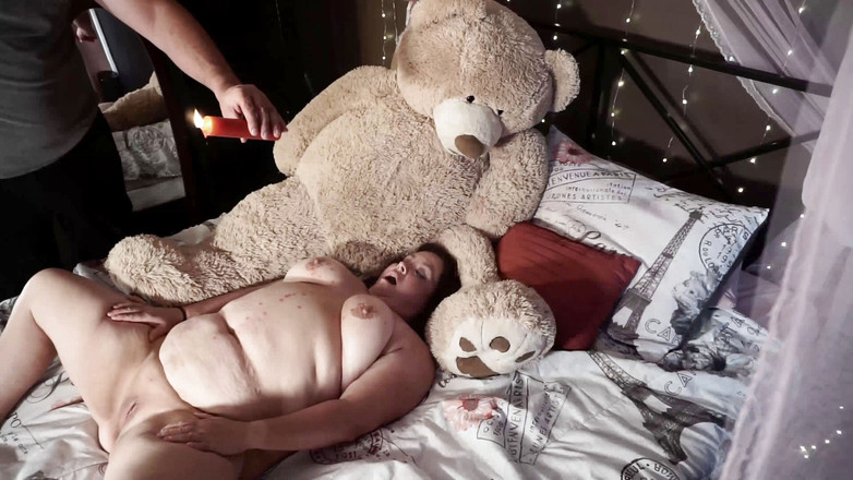 SexyNEBBW: Sexy BBW svíčky vosk a stříkání