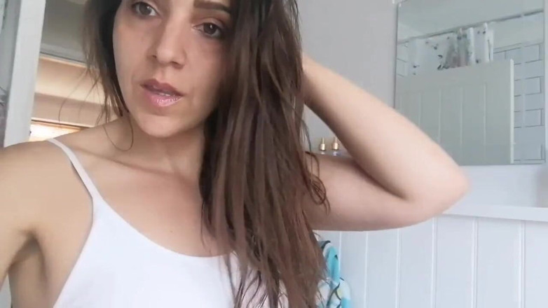 BeautifulGoldenBabe: My 2nd ever made pee compilation