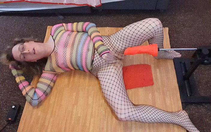 Spike Essex: Essex Flicka Lisa anal orgasmer på jävla maskinen