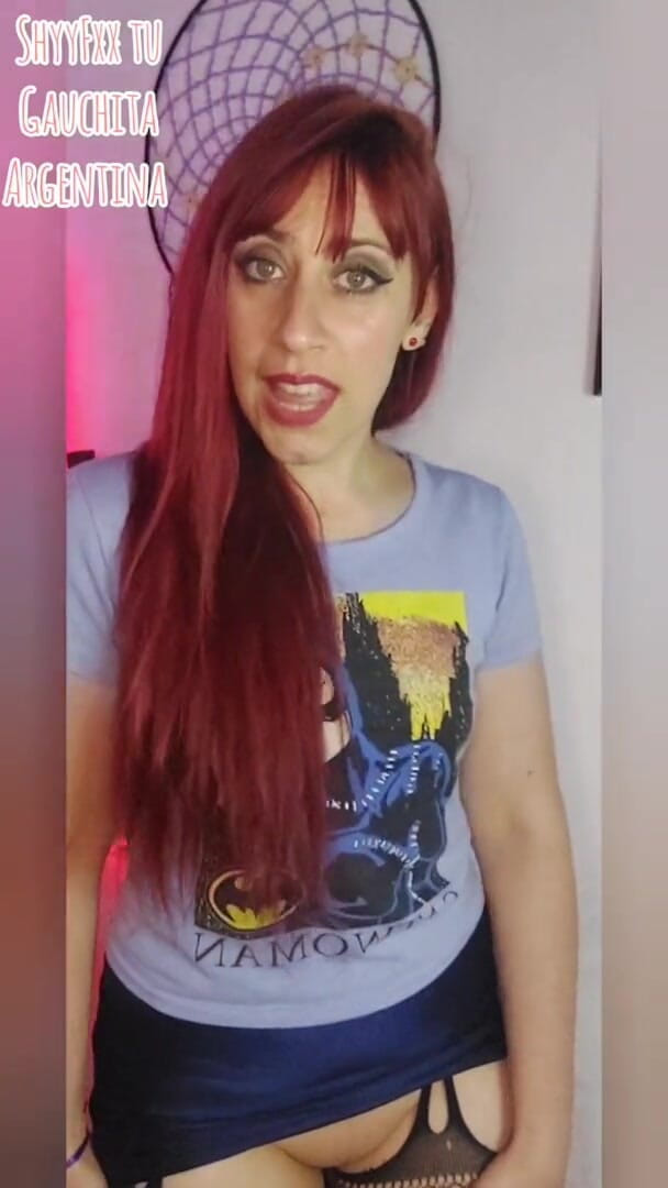Tu Gauchita Argentina: Shyyfxx Objevuji svého nevlastního bratra masturbovat ve spodním prádle a...