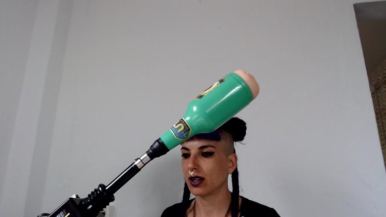 Goddess Maya: Tester New Fuck Machine