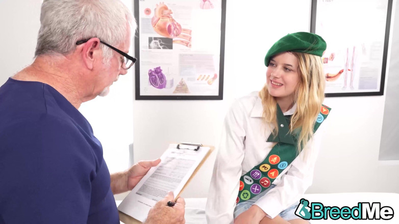 BreedMe: 68yo Doc Fills Blonde Cutie's Fertile Hole