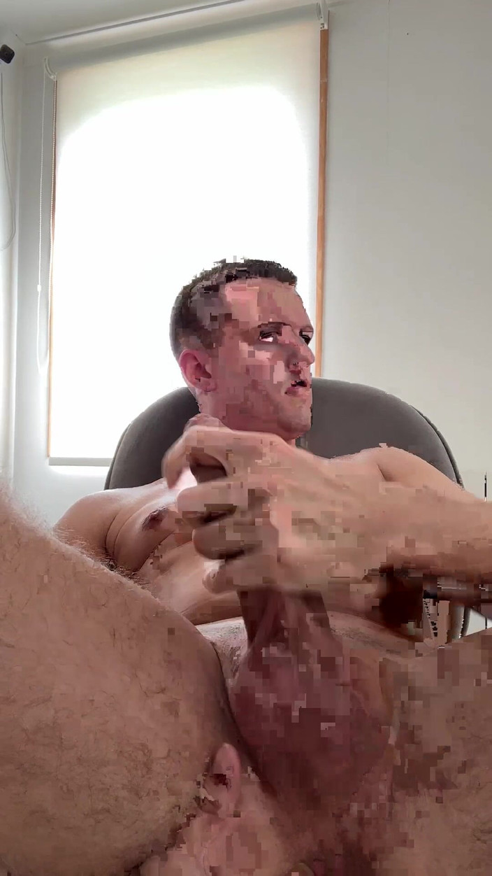 Jak White: Masurat solo dan crot sperma