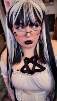 Caught the Fat Maid Masturbating