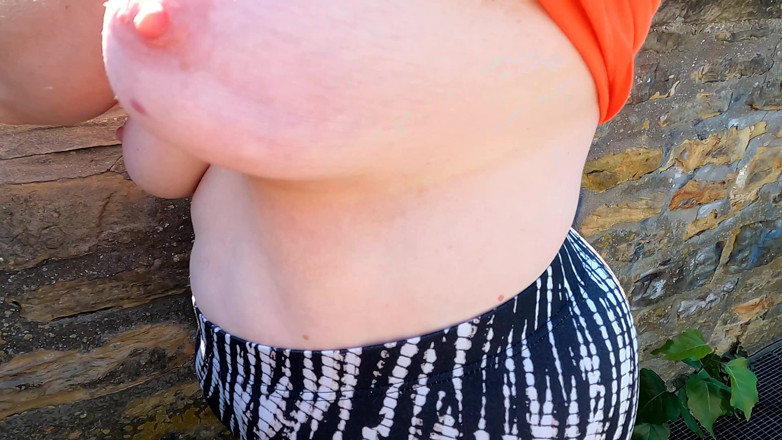 Bouncy Tits Action: Beating One of Her Tits on Monument