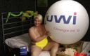 Anna Devot and Friends: Annadevot - The new balloon inflating machine :)