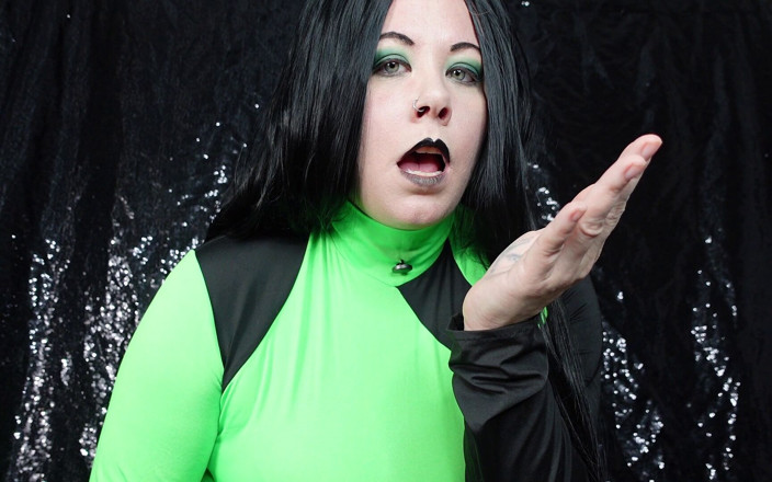 Deanna deadly: Shego vám dá instrukce k jídlu mrdky po joi (a krade...