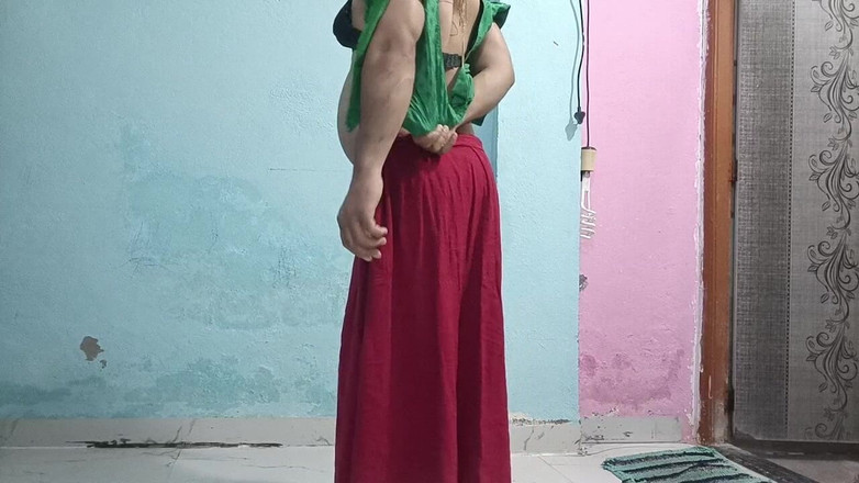 LovedSunsine1990: Amigos, as roupas da minha esposa estão começando a se...