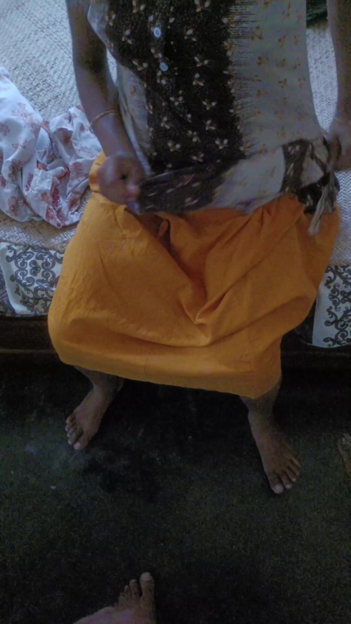 remotask7057: Seorang gadis suka video seks yang keras