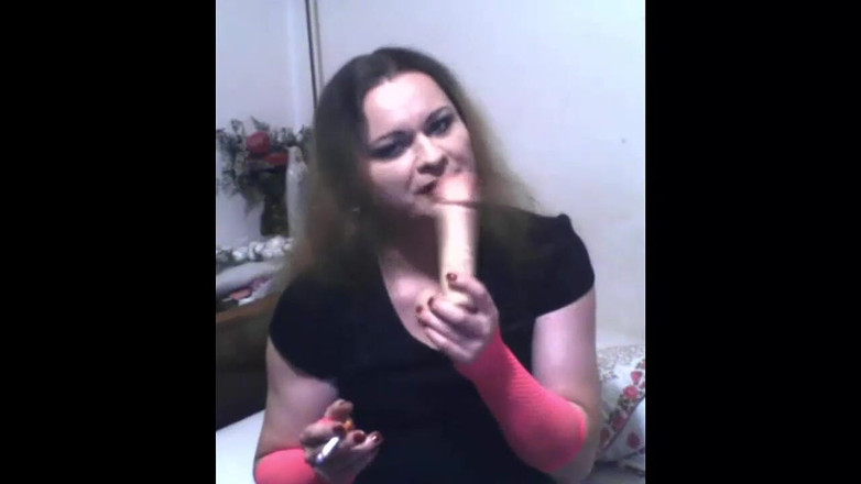 Dorisstar: Brunetă sexy în lecție de supt pula cu instrucțiuni de masturbare