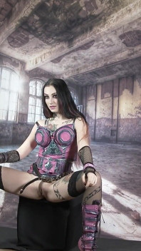 Sharlotte Thorne - 431 - Photoshoot Backstage