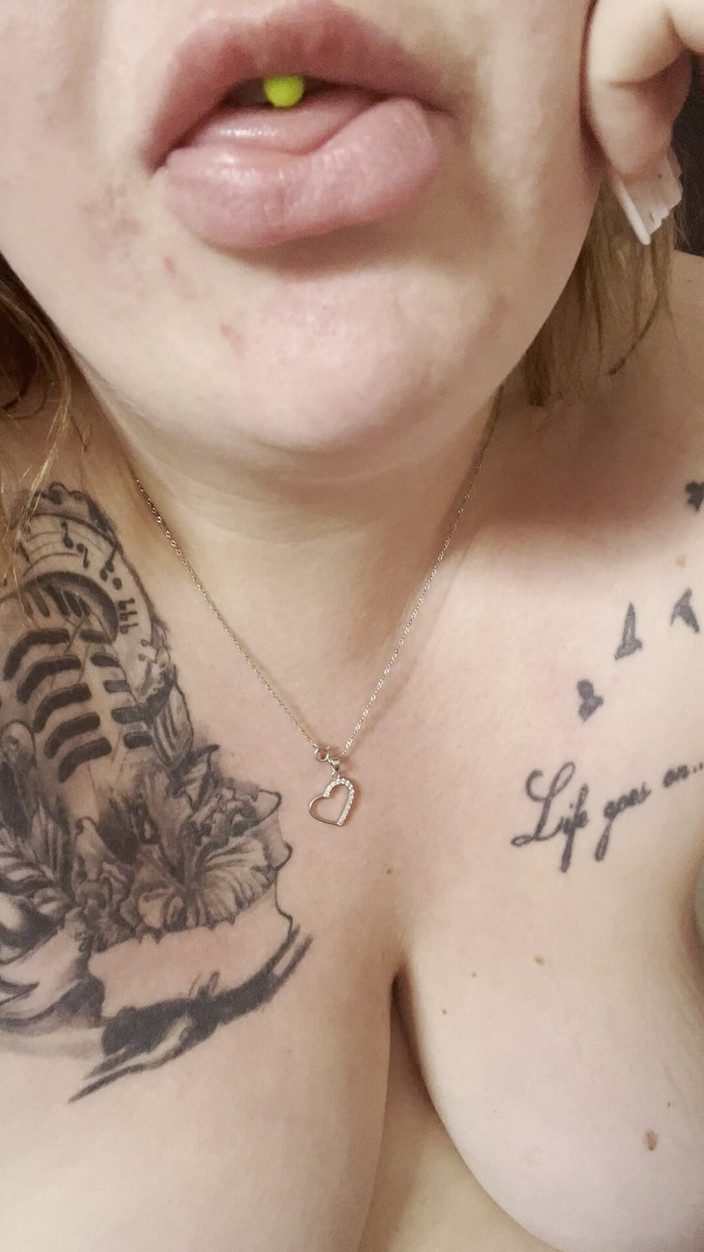 Natalie Moore: Natalie的下流男孩CEI