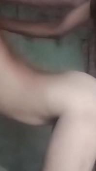 Llamar a la cuñada vecina en casa y salir de ella, fue muy divertido