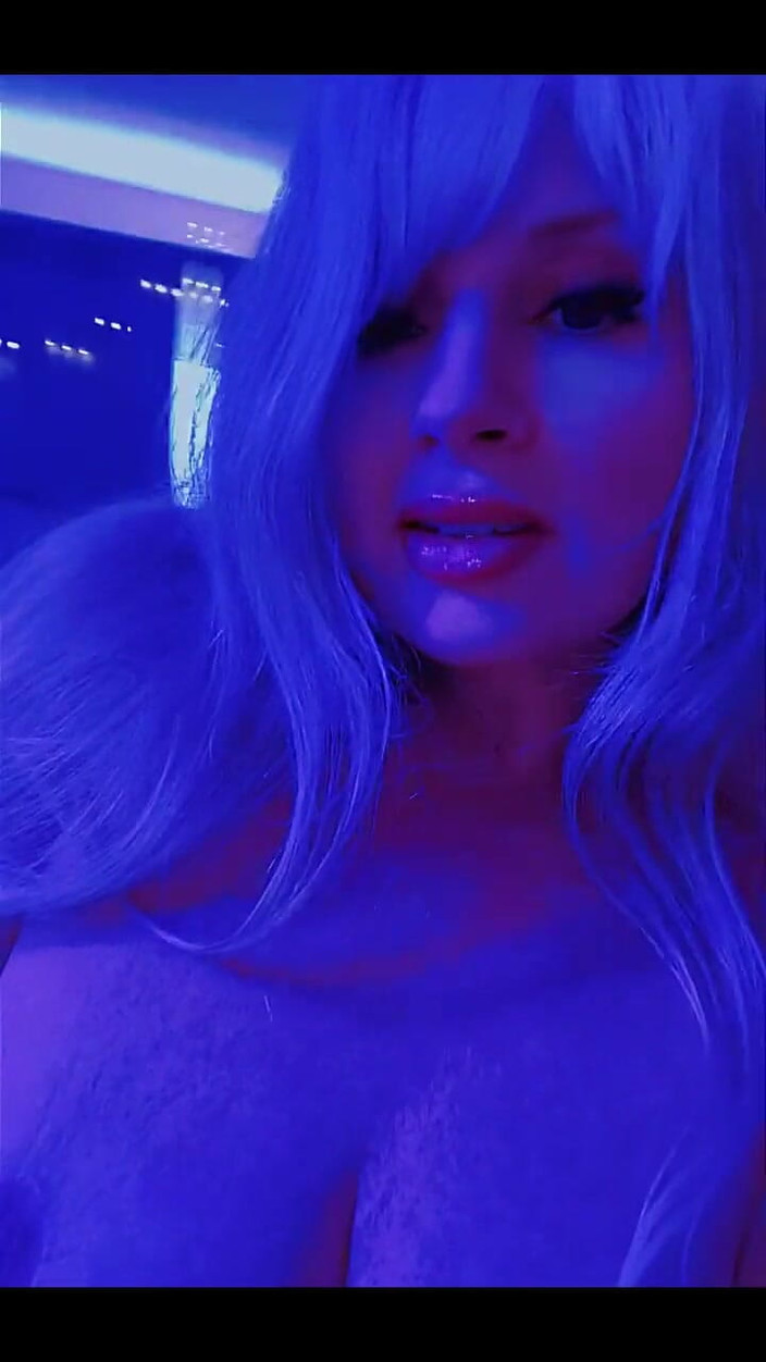 PaintedRose: willst du mich hier berühren?