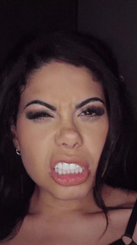 Kesha Ortega Calls an Idiot and Gets a Good