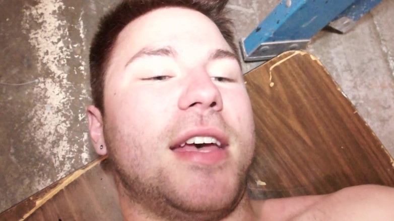 SEXUAL SIN GAY: 把洞射在洞里场景-2_two twink 同事在工作期间在仓库里激情做爱