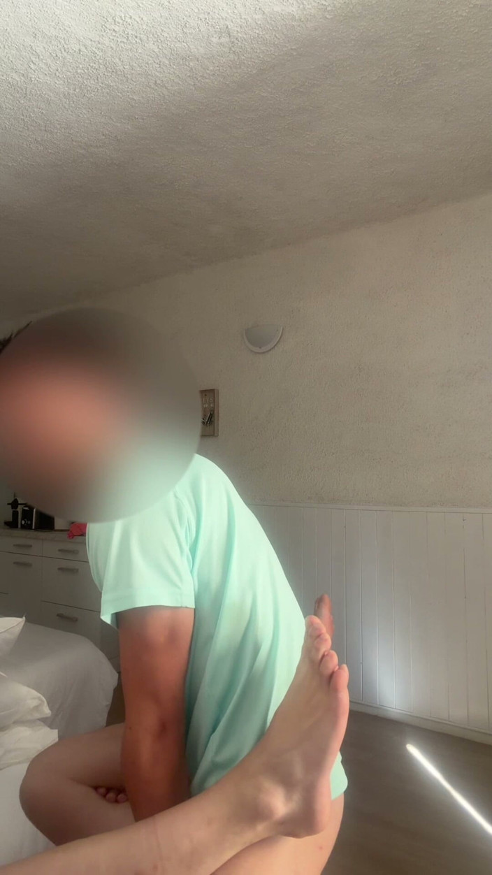 Gabriel Loma: Scarica le mie palle sulla mia bionda