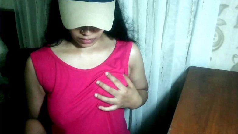 Arabicqueen: Gadis cantik rambut pink dientot habis-habisan di depan cowok-cowok