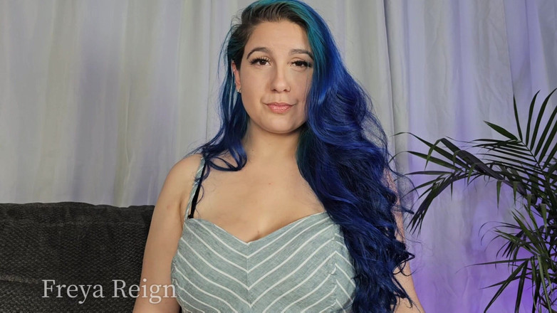 Freya Reign: Mitbewohnerin neckt dich zurück, während freunde im nebenzimmer sind: