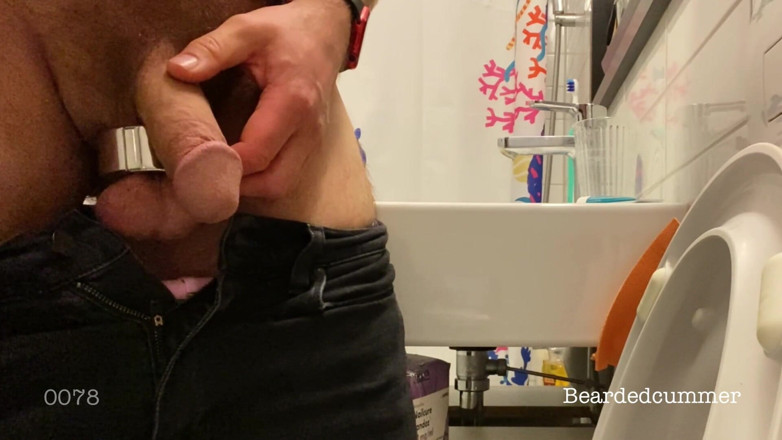 Beardedcummer: Stepdaddy takes a piss with heavy steel ballstretcher