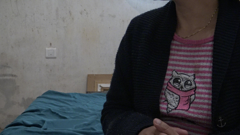 Stepmom Susan: Perverse stiefmoeder trekt haar maagdelijke stiefzoon af voor het eerst...