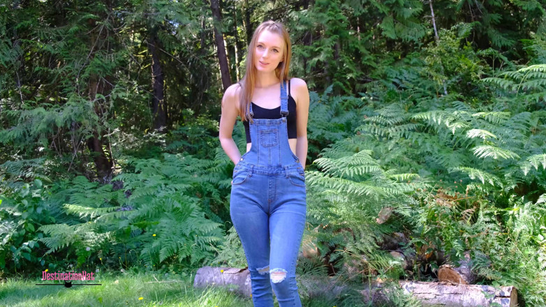 Destination Kat: Čůrání kombinézy a masturbace