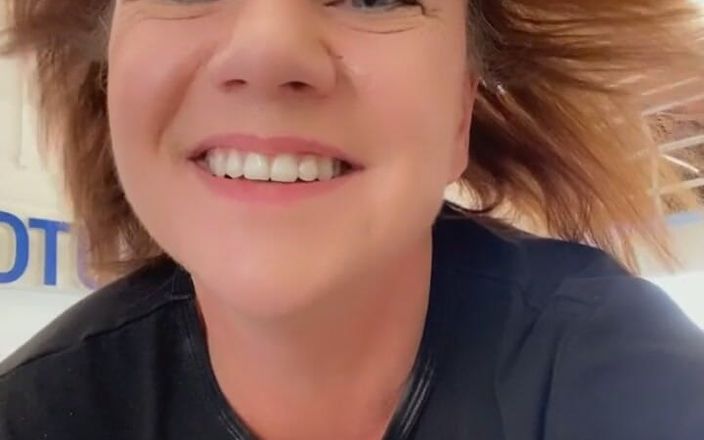 Ms Amanda: Teka ini akan menjadi lebih baik dalam bikini