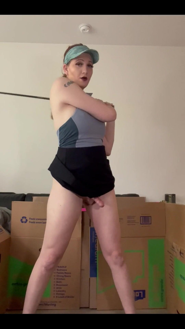 Kapri Sun: Pov: kami lagi asik warna hijau dan aku minta petunjuk...