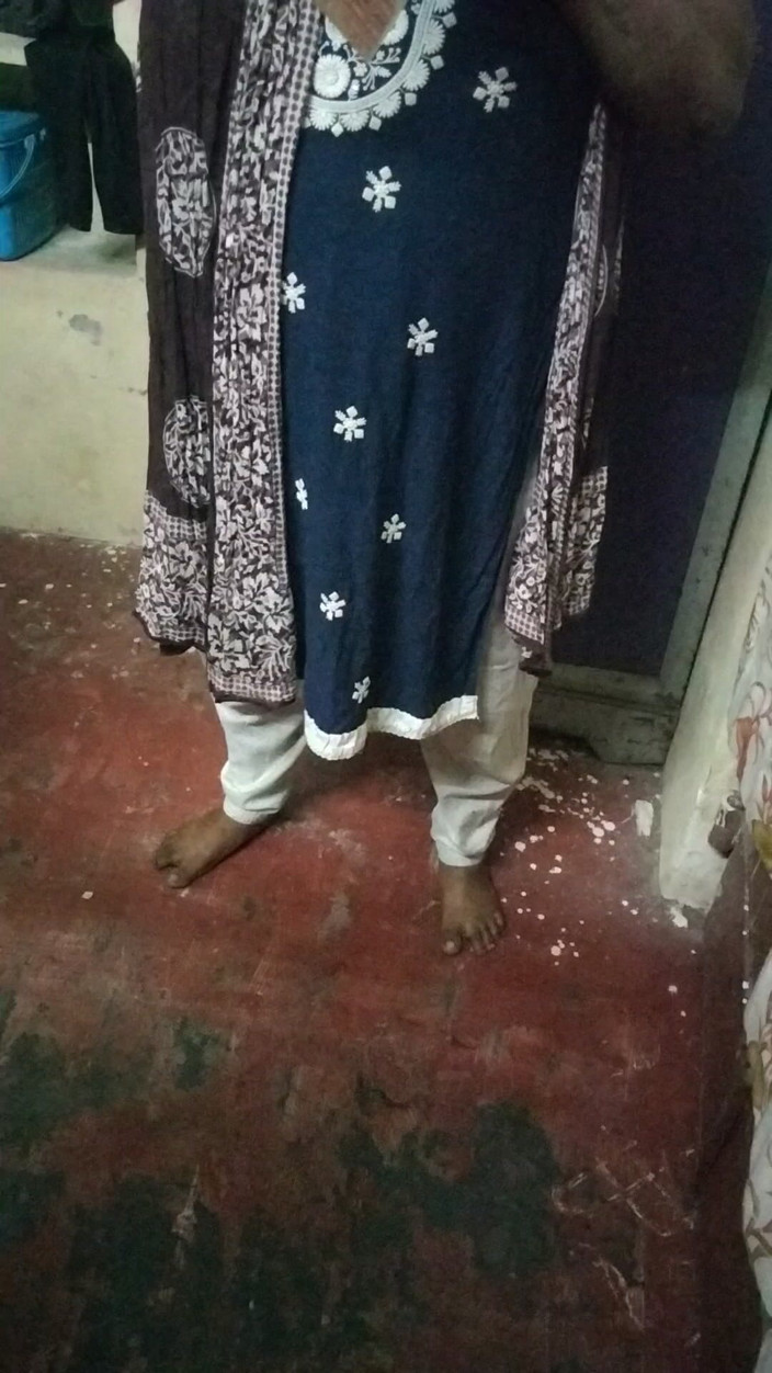 Benita sweety: Pemakaian pakaian panas bercakap kotor