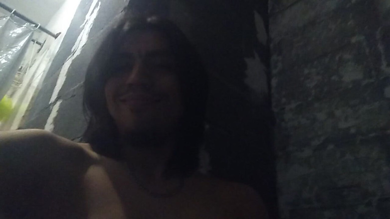AlexAlejandro13: 저렇게 완전히 벗은 모습을 보는 게 힘들어요
