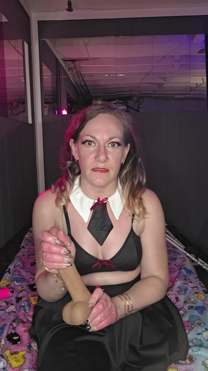 Lesley Love: JOI Amputee Dívka Masterbating a Cumming