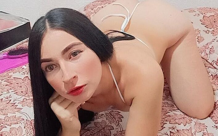 Lolitalepick: Ich masturbiere meine reiche muschi