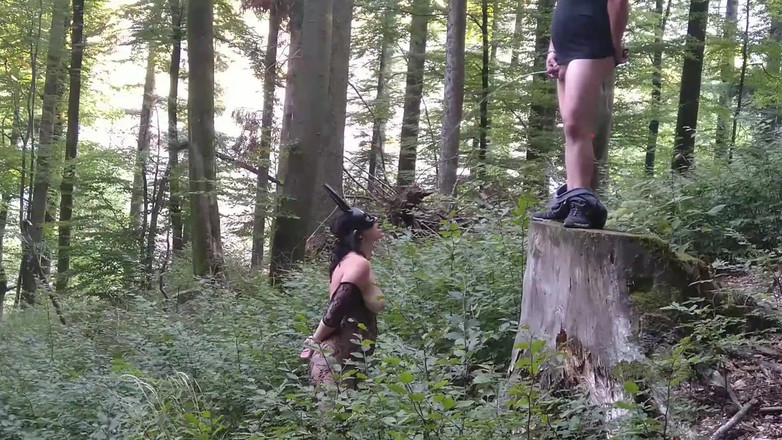 Toilet Mommy: Satu-satunya pelacurmu yang harus menelan setiap hari