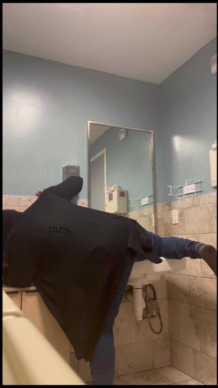 Anye Meshell: MMMM Ini Adalah Beberapa Video Throwback Nakal Terbaik Saya!