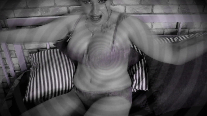 Goddess Misha Goldy: Sniffers Everyday! Your Totally Stuck in This Addiction! Orgasm Denial!