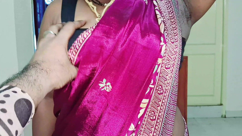 Dreamer Nite69: 泰米尔夫妇德西女人穿着纱丽性感胸部和大便士口交按摩