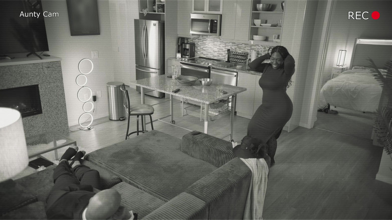 Dark Wet Dreemz: Tetička přistižena při šukání na bezpečnostních kamerách