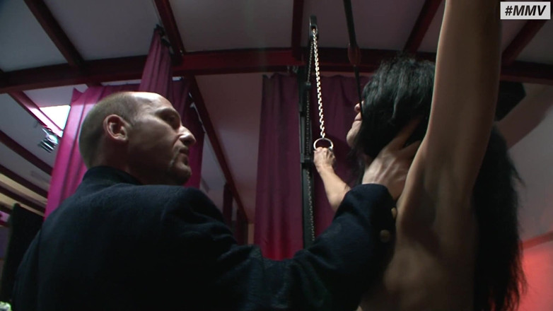 German BDSM MMV: German BDSM milf - Hard whipeout