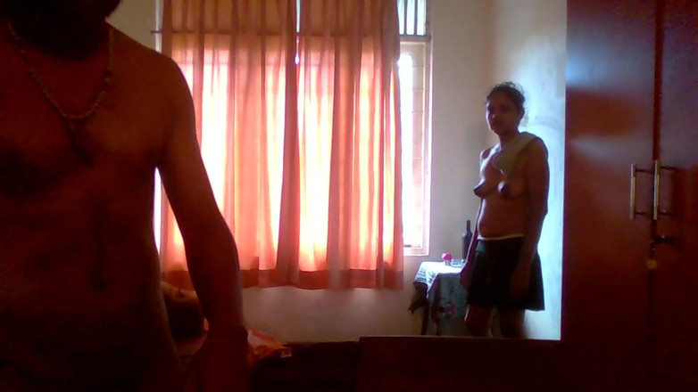 Tina Baby: Sri Lanka - mucama 2025 junio - detrás de las corridas