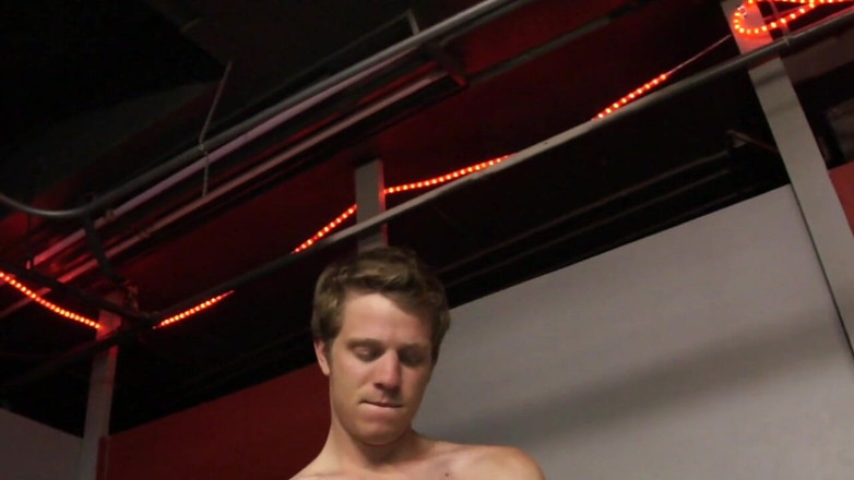 Only Bareback Porn Studio Amator: Ohne Kondom von ihrer heterosexuellen Freundin gefickt