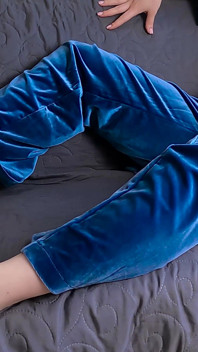 Hot Stepmommy in Pajamas, Can't Sleep, and Begins to Caress Herself Everywhere, Reaching a Strong Orgasm