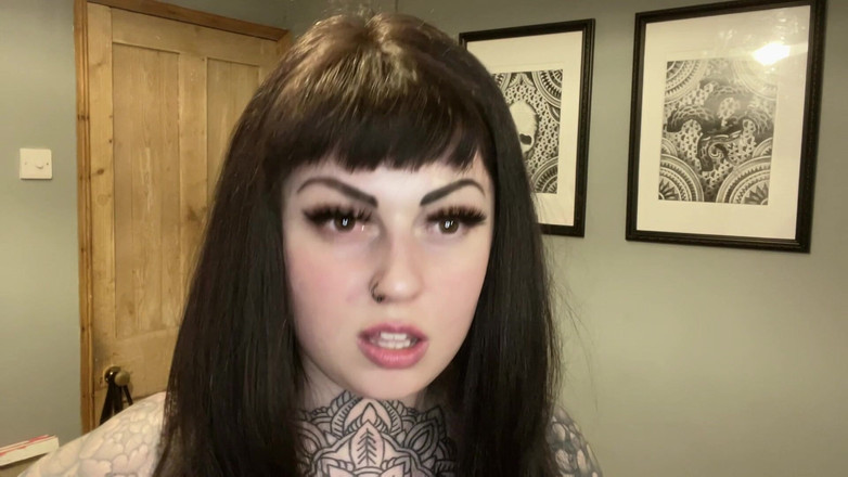 Miss Valentina: Wedgies de la bătăuș