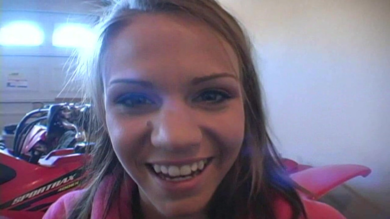 LegalThisWeek: Addison Rose fume avec Addison Rose