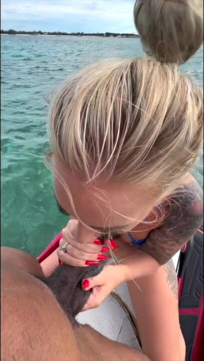 Elana Bunnz: BBC Get Sucked and Fucked on a Jet Ski