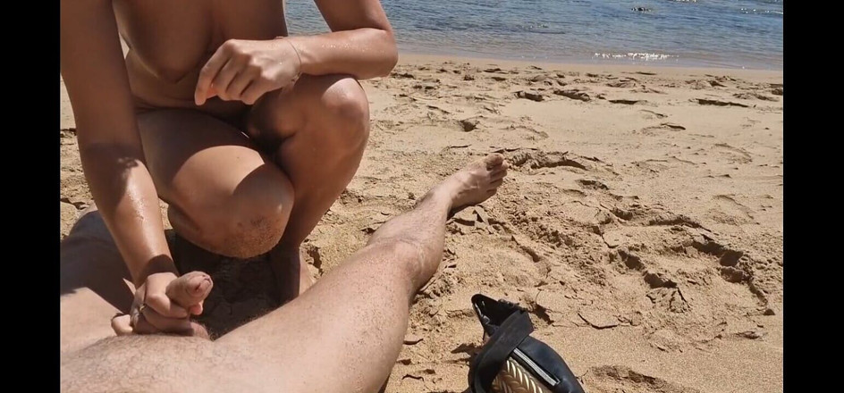 JonDickFlash: Stepsister Gives Nude Blowjob to Stepfather on a Public Beach