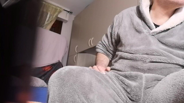 Setesesso7: Vreau să ejaculez în pahar și să beau laptele fierbinte!