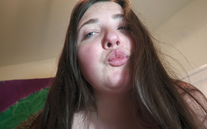 Ashley Lynn: Teen BBW Striptease JOI with Countdown