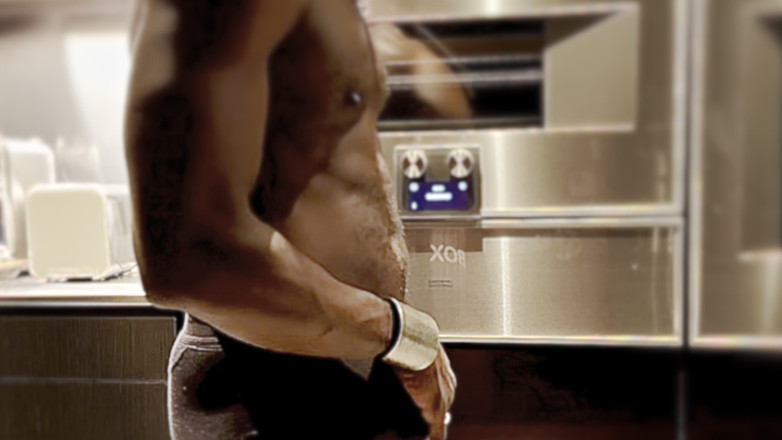 MrMagicDevil: Kwam Terug Van Uitgaan, Zo Gekleed! Je Had Me Op...